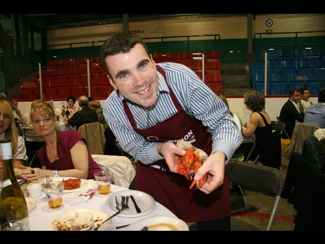 1000 personnes au souper au homard de la Fondation