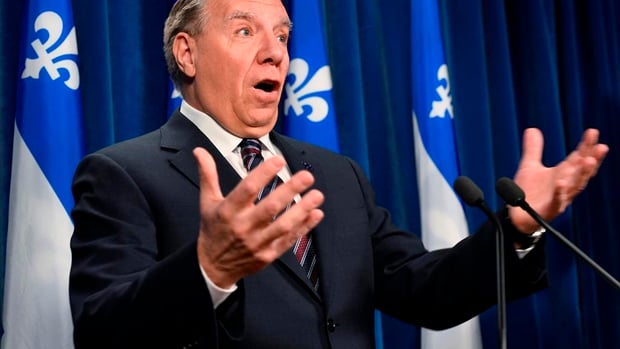 «Le nombre d'étudiants anglophones menace la survie du français», affirme Legault